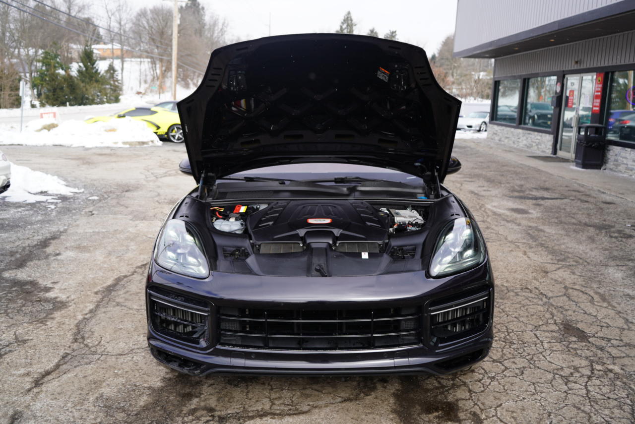 Porsche Cayenne Turbo Coupe AWD 2021