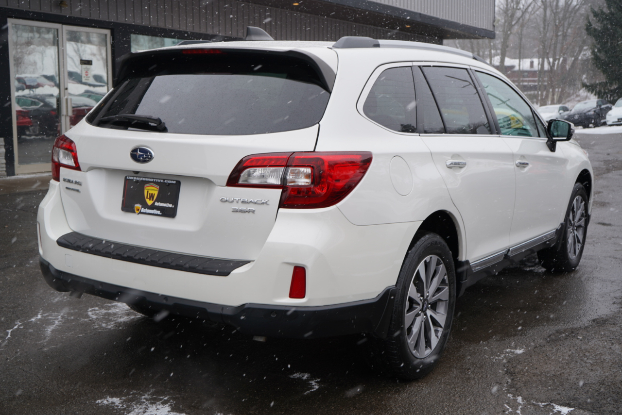 Subaru Outback 3.6R Touring 2017