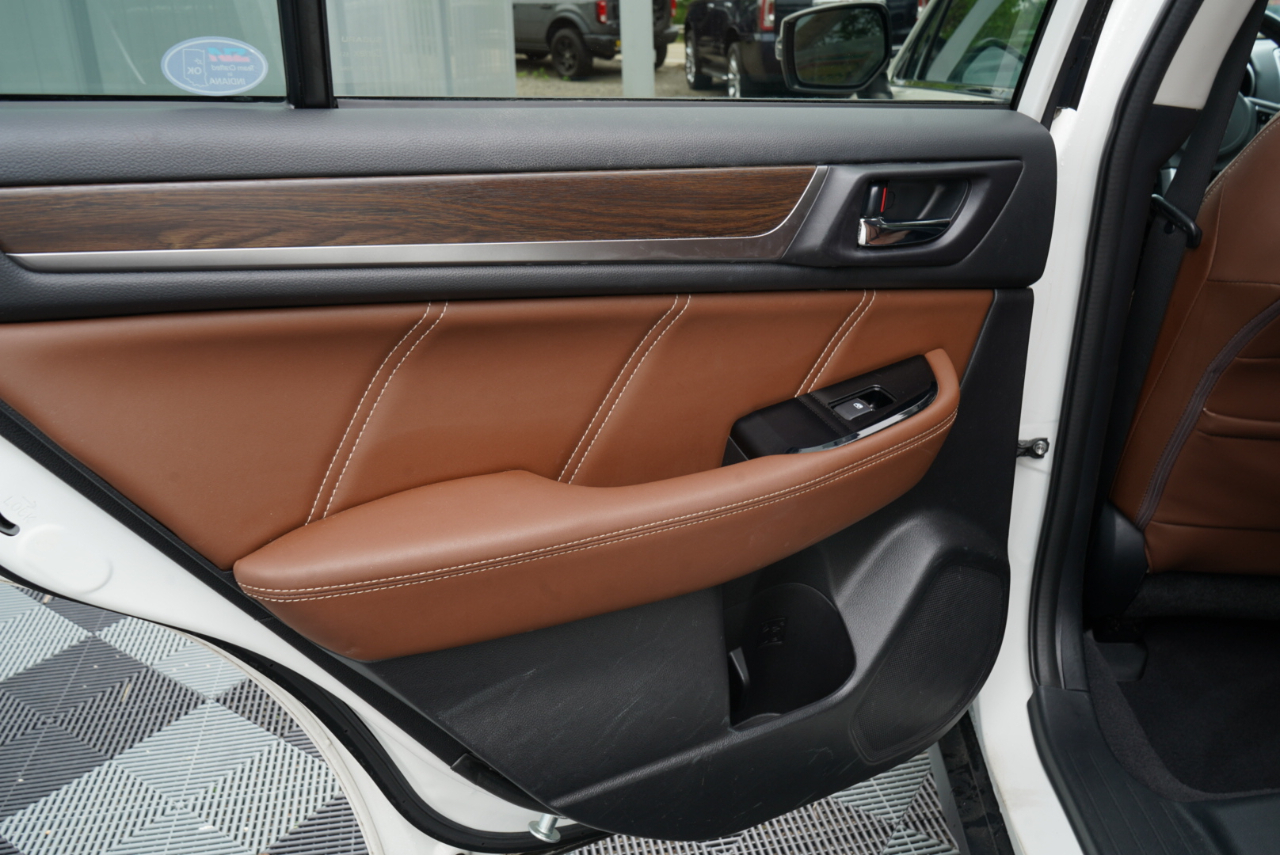 Subaru Outback 3.6R Touring 2017