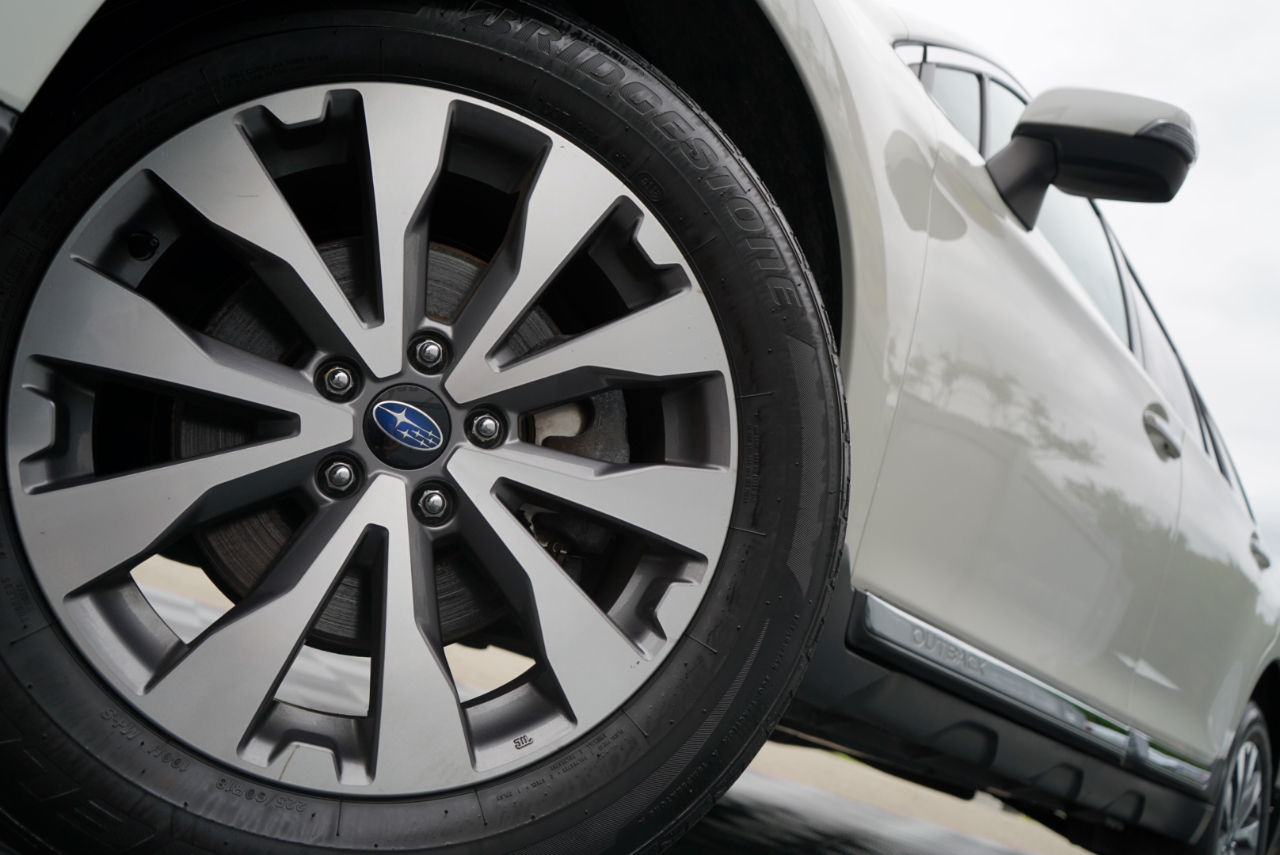 Subaru Outback 3.6R Touring 2017