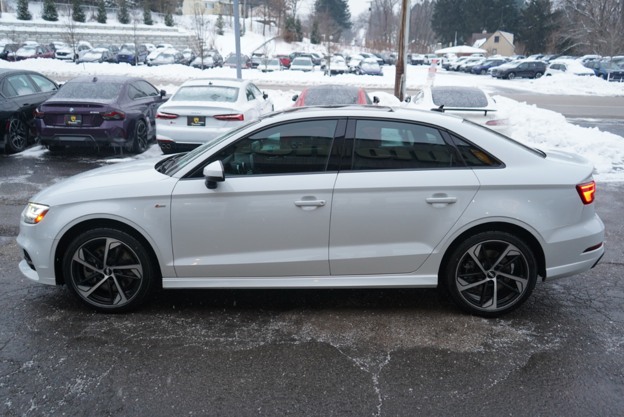 Audi A3 Sedan S line Premium Plus 45 TFSI quattro 2020