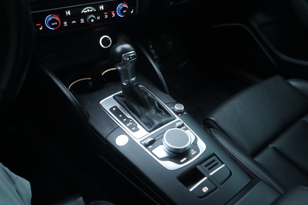 Audi A3 Sedan S line Premium Plus 45 TFSI quattro 2020