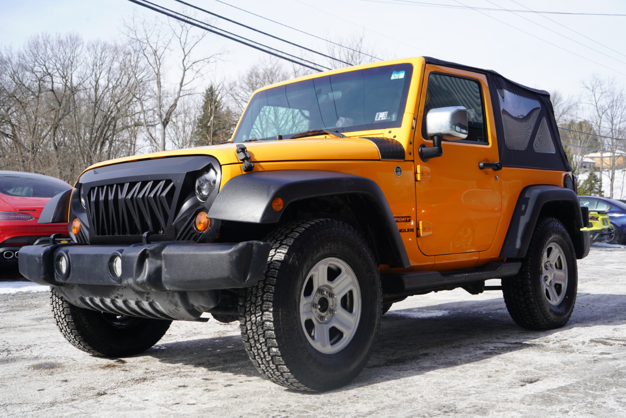 Jeep Wrangler 4WD 2dr Sport 2012