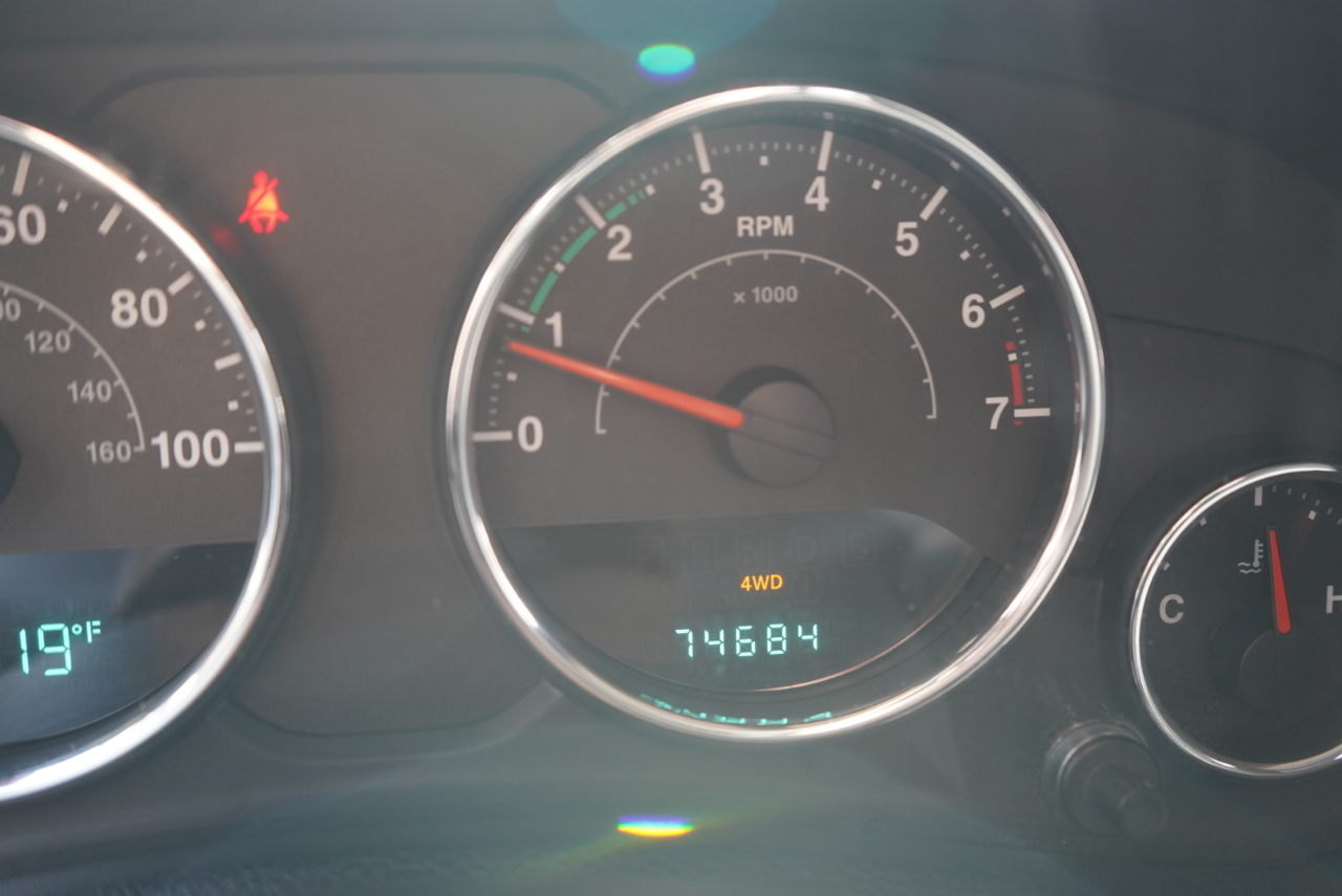 Jeep Wrangler 4WD 2dr Sport 2012