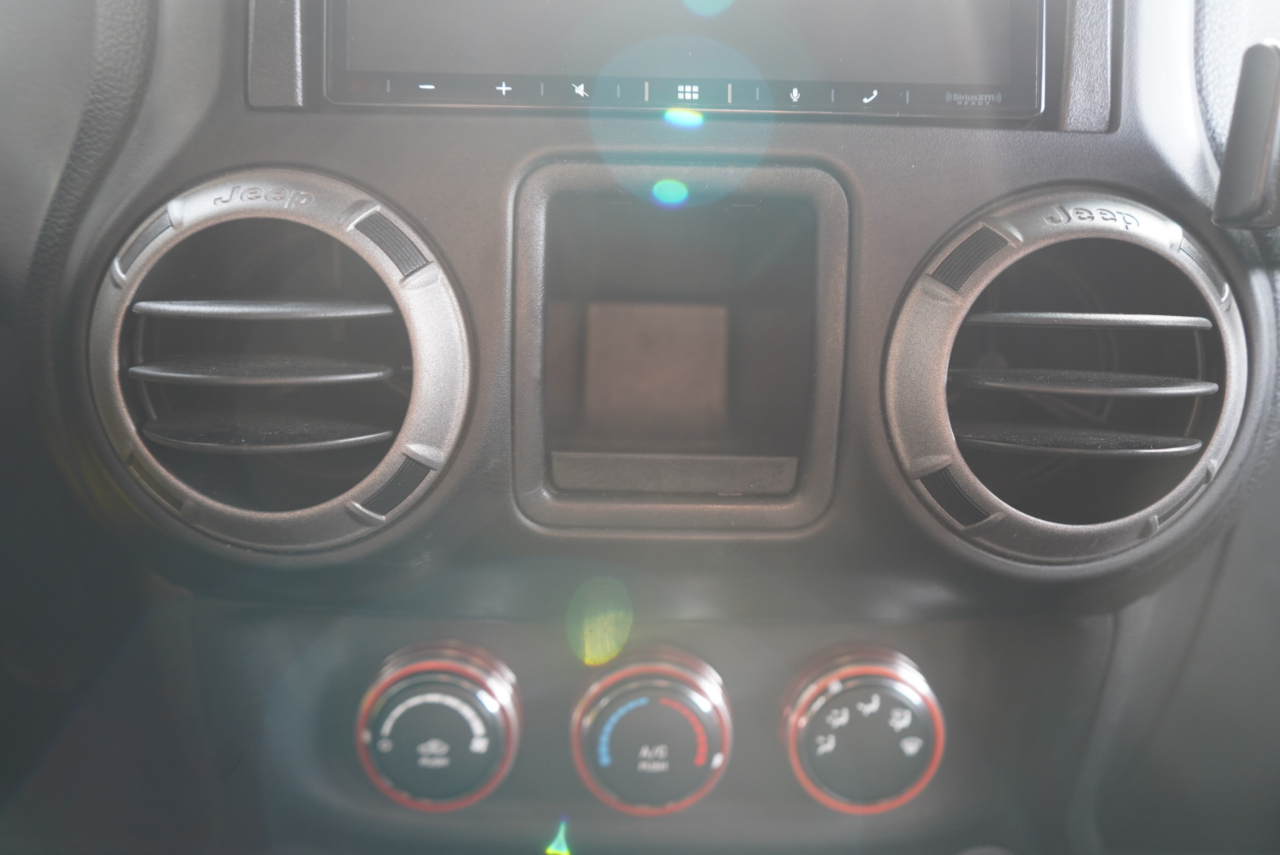 Jeep Wrangler 4WD 2dr Sport 2012