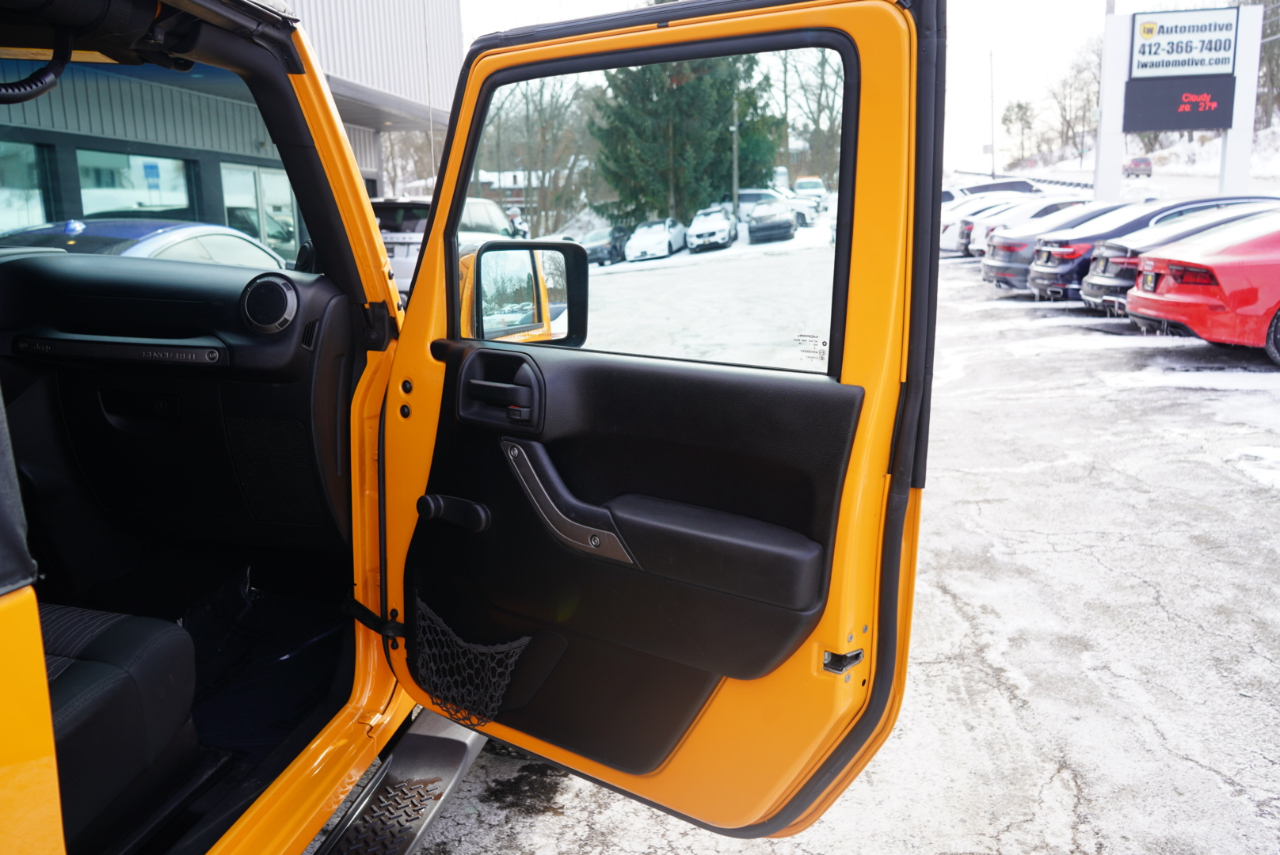 Jeep Wrangler 4WD 2dr Sport 2012