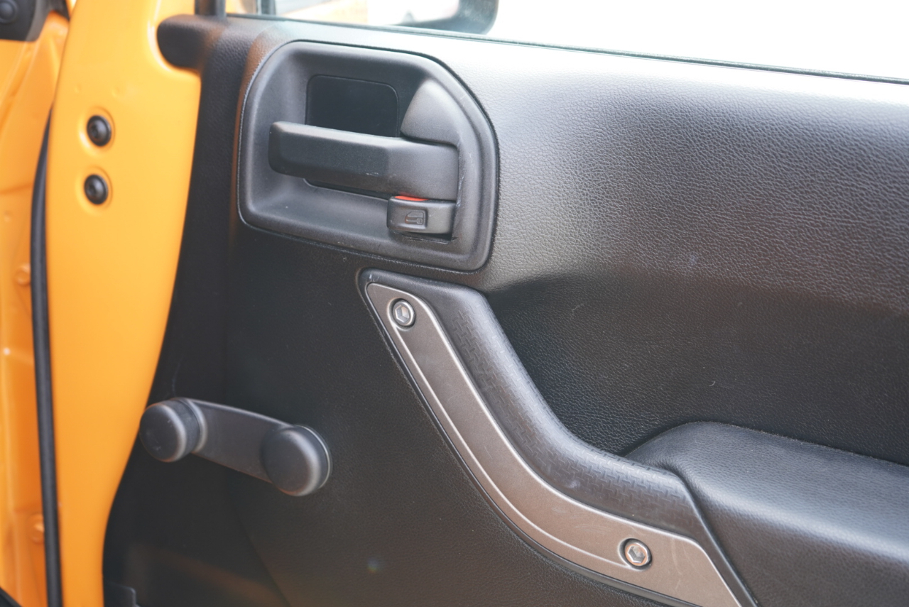 Jeep Wrangler 4WD 2dr Sport 2012