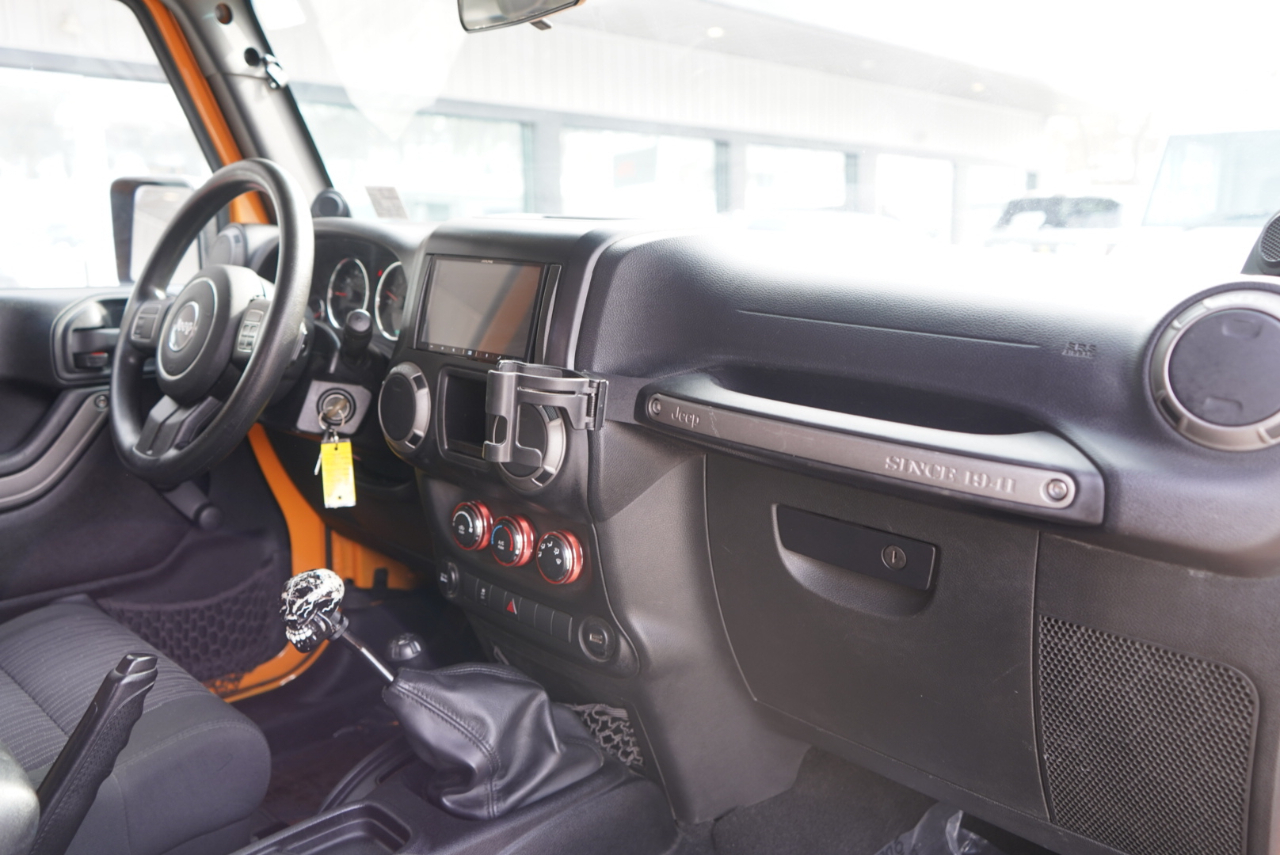 Jeep Wrangler 4WD 2dr Sport 2012