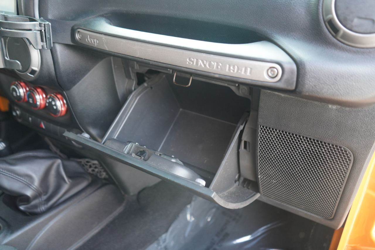 Jeep Wrangler 4WD 2dr Sport 2012