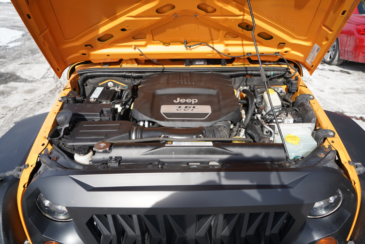 Jeep Wrangler 4WD 2dr Sport 2012