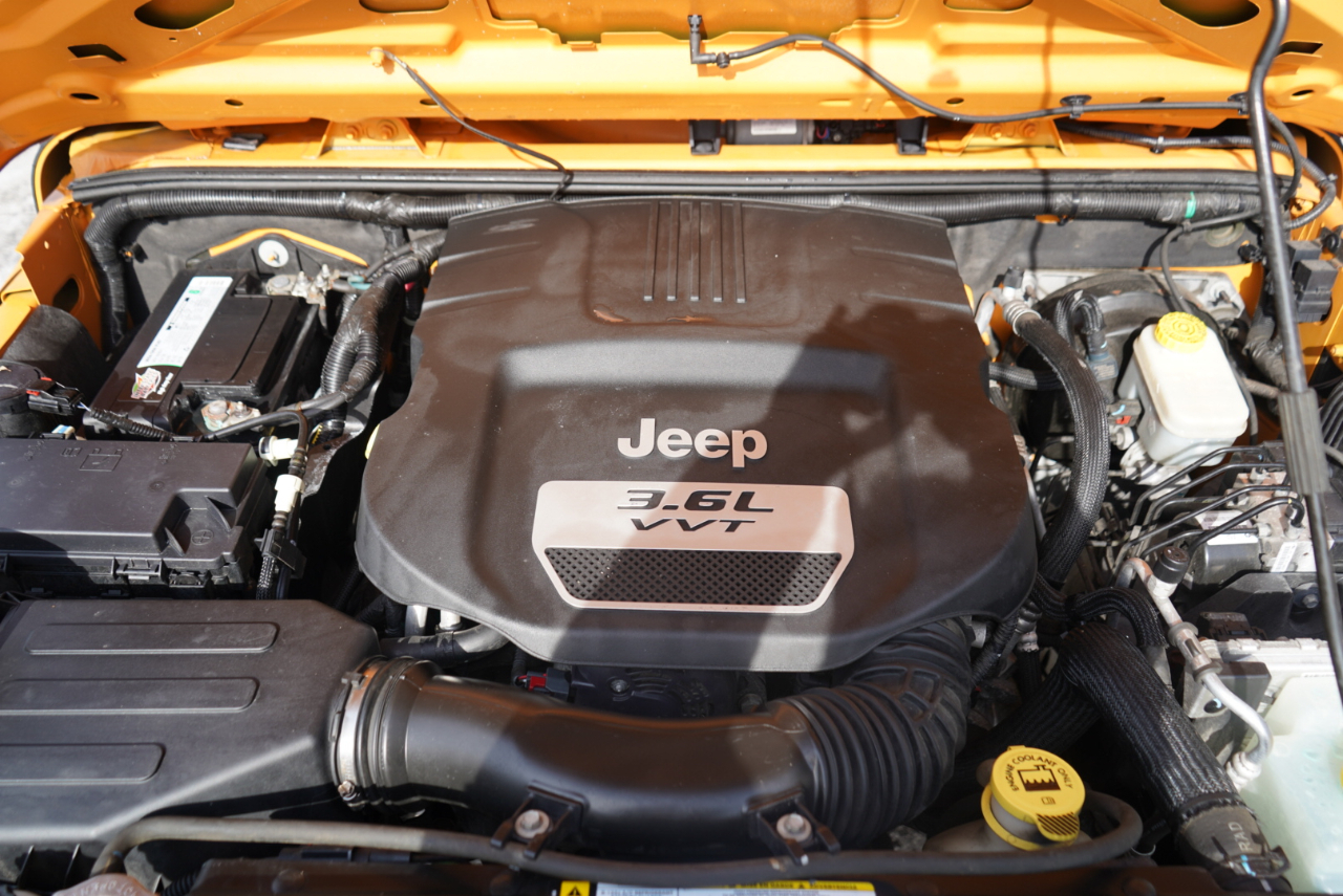 Jeep Wrangler 4WD 2dr Sport 2012