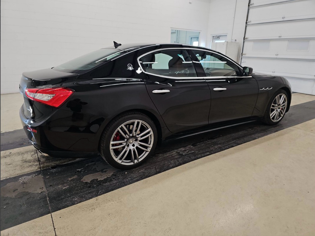 Maserati Ghibli 4dr Sdn S Q4 2016