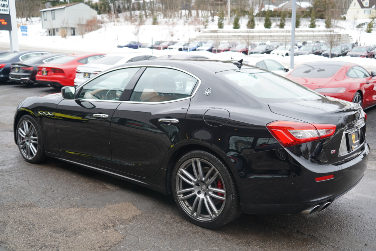Maserati Ghibli 4dr Sdn S Q4 2016