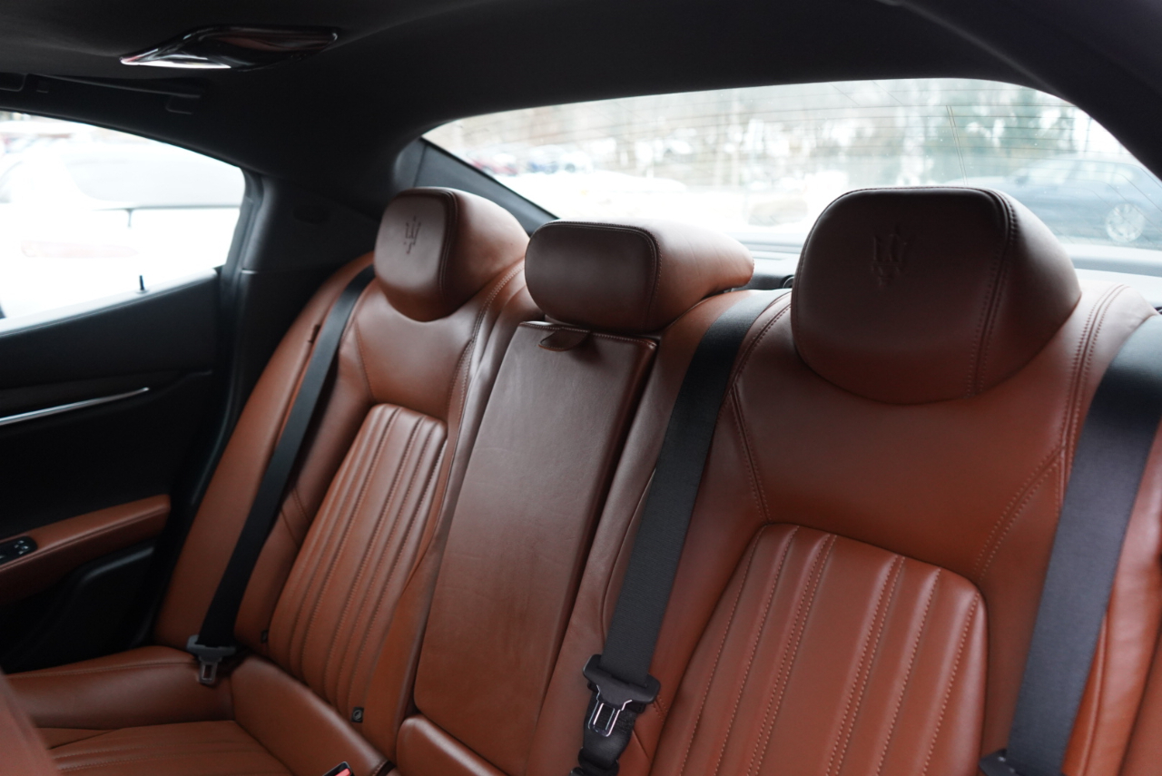 Maserati Ghibli 4dr Sdn S Q4 2016