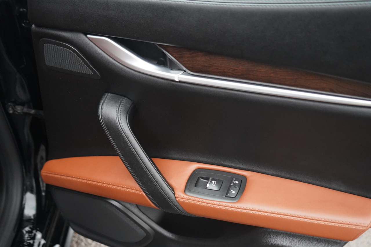 Maserati Ghibli 4dr Sdn S Q4 2016