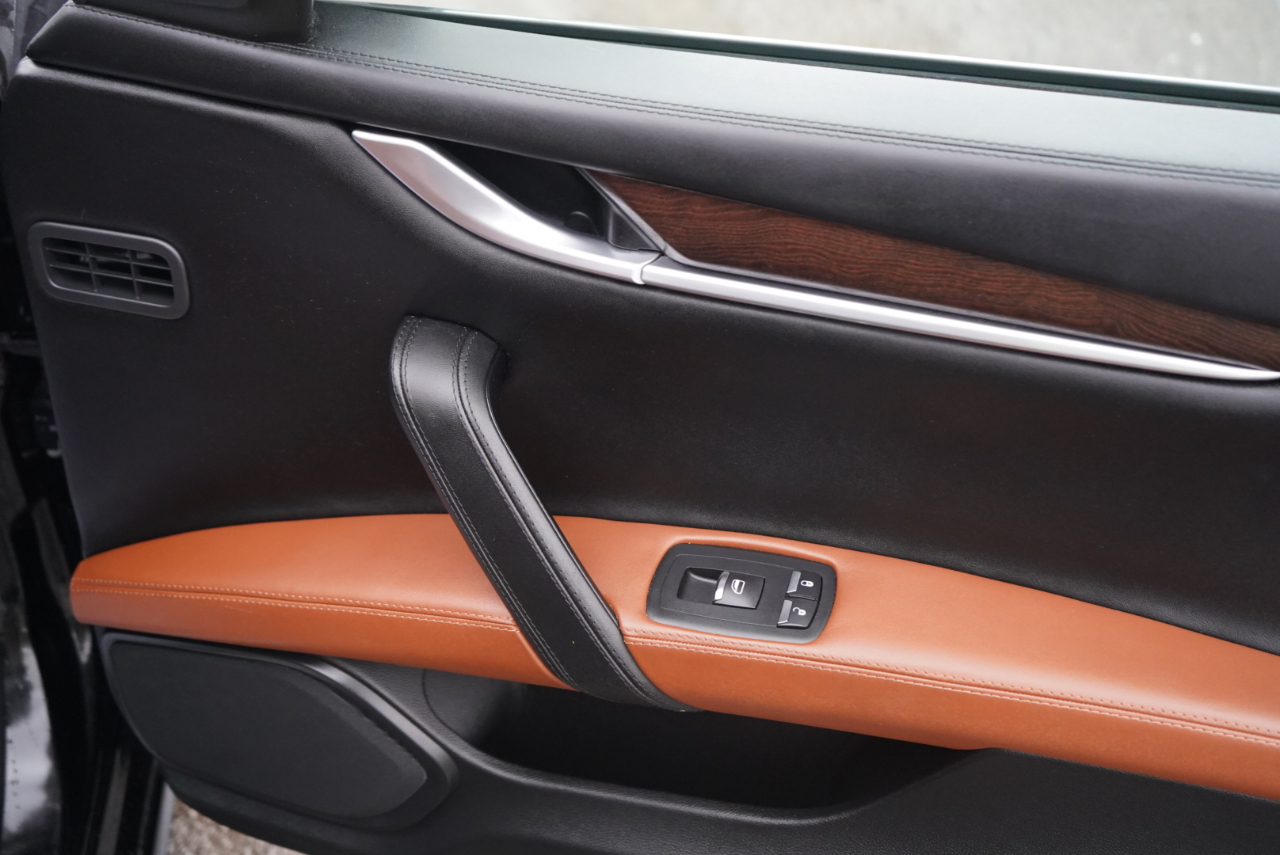 Maserati Ghibli 4dr Sdn S Q4 2016