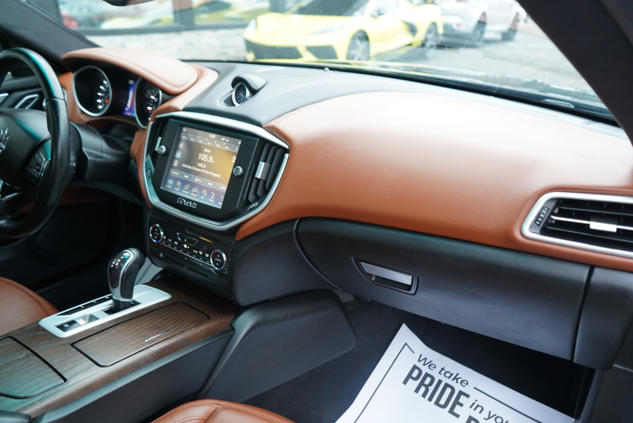 Maserati Ghibli 4dr Sdn S Q4 2016