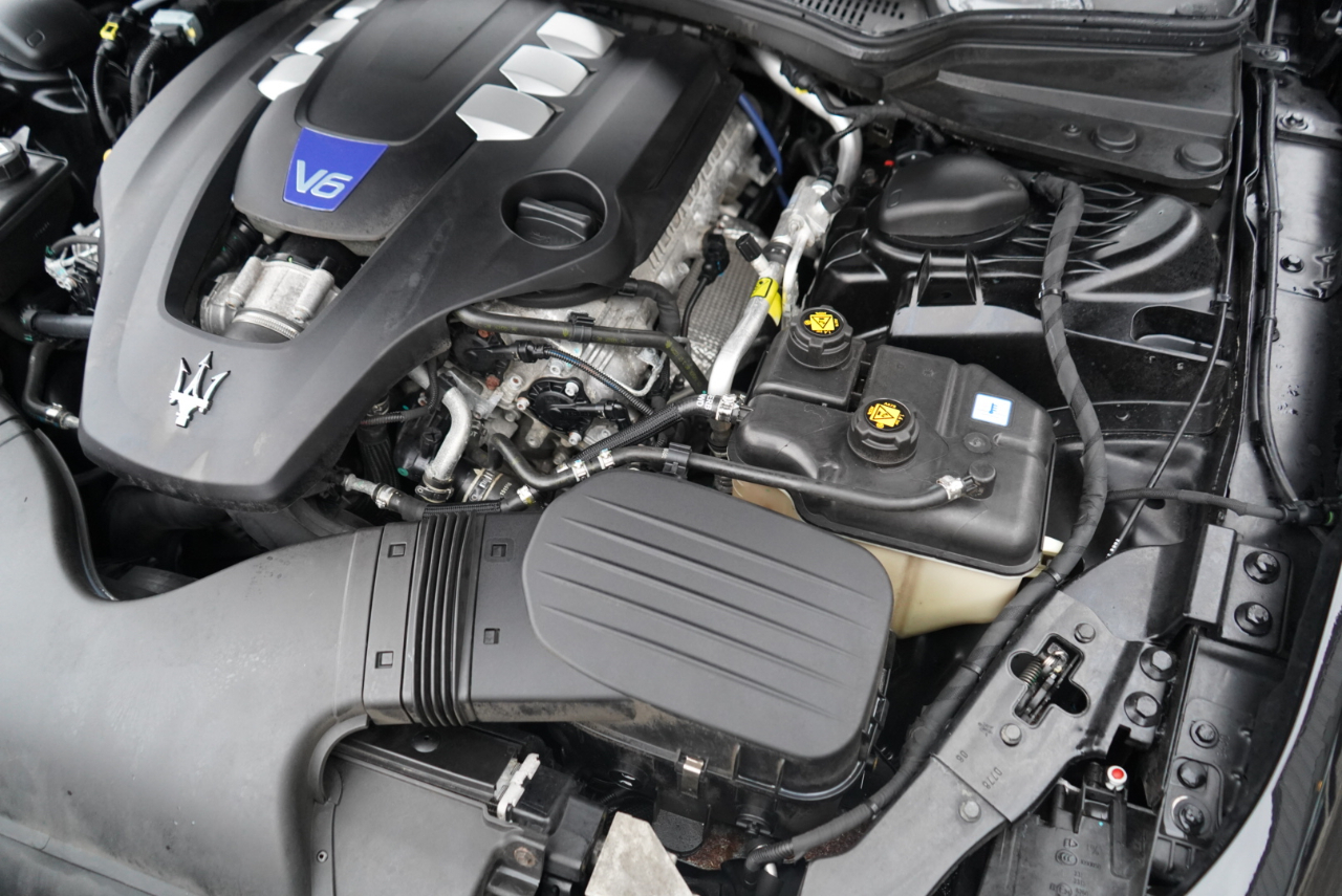 Maserati Ghibli 4dr Sdn S Q4 2016