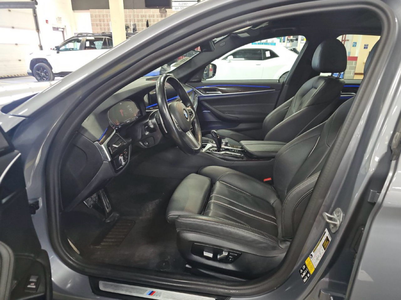 BMW 5 Series 540i xDrive Sedan 2023