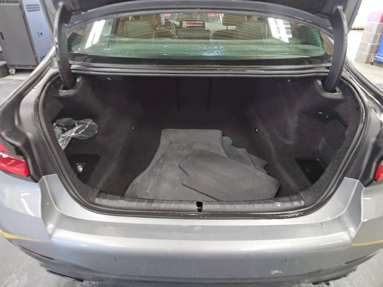 BMW 5 Series 540i xDrive Sedan 2023