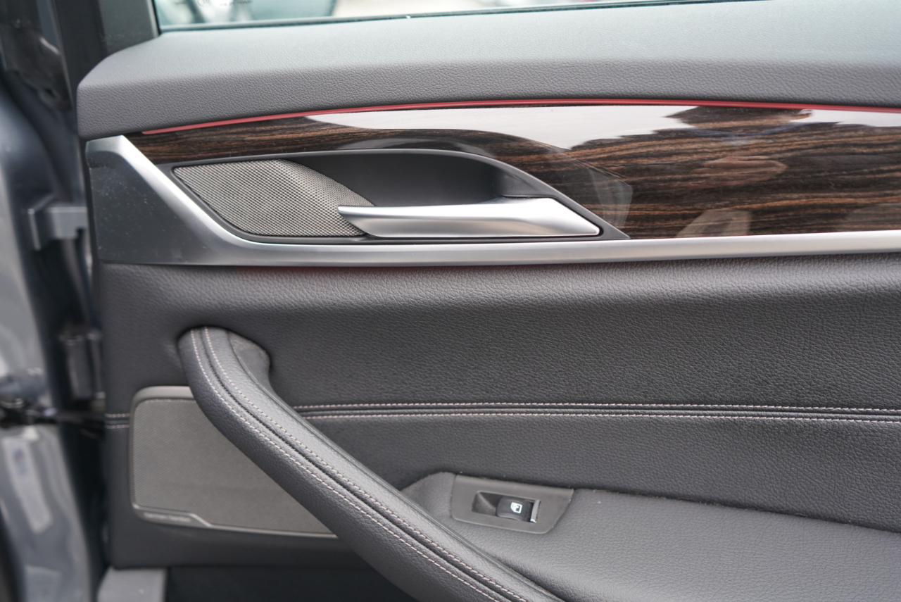 BMW 5 Series 540i xDrive Sedan 2023