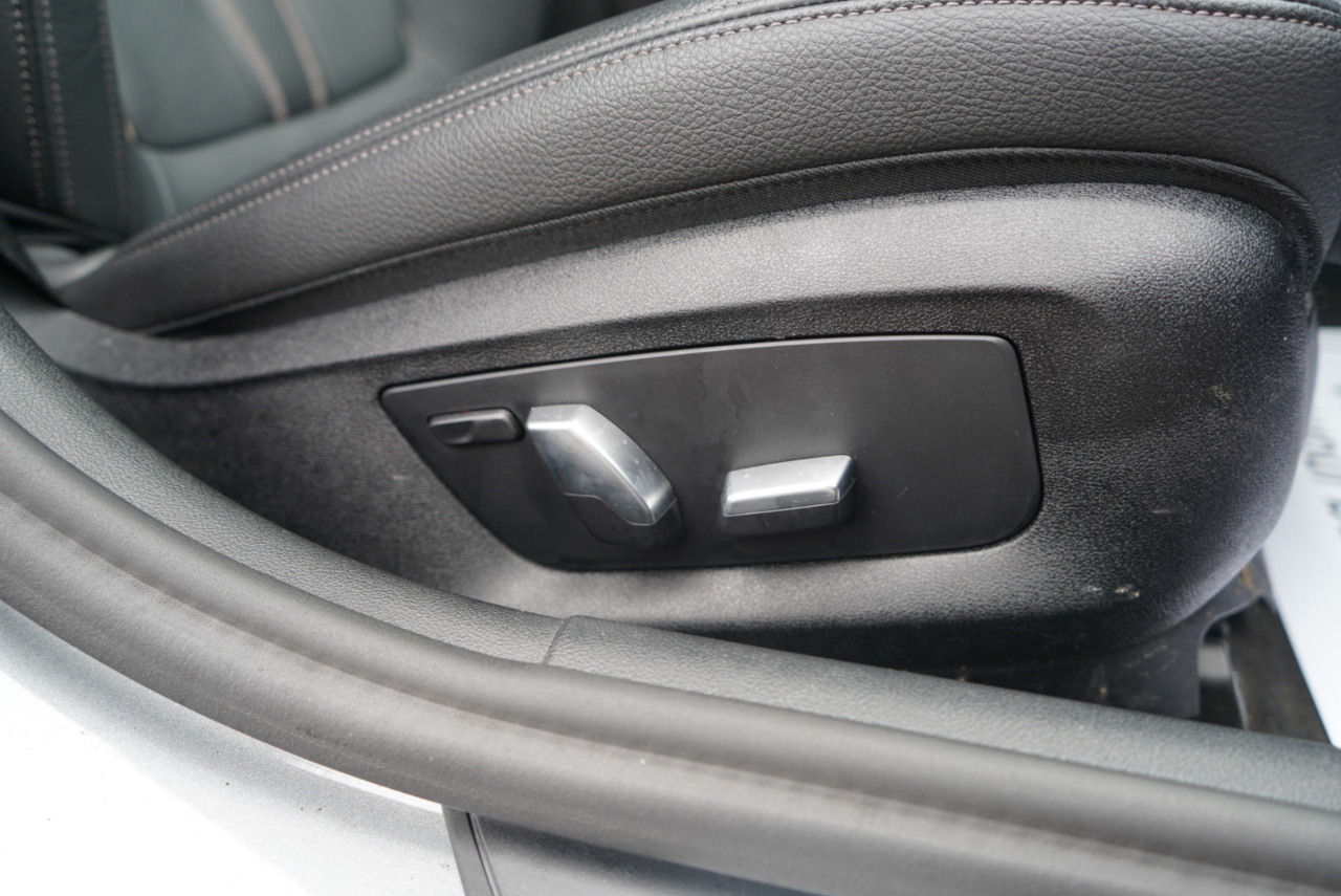 BMW 5 Series 540i xDrive Sedan 2023