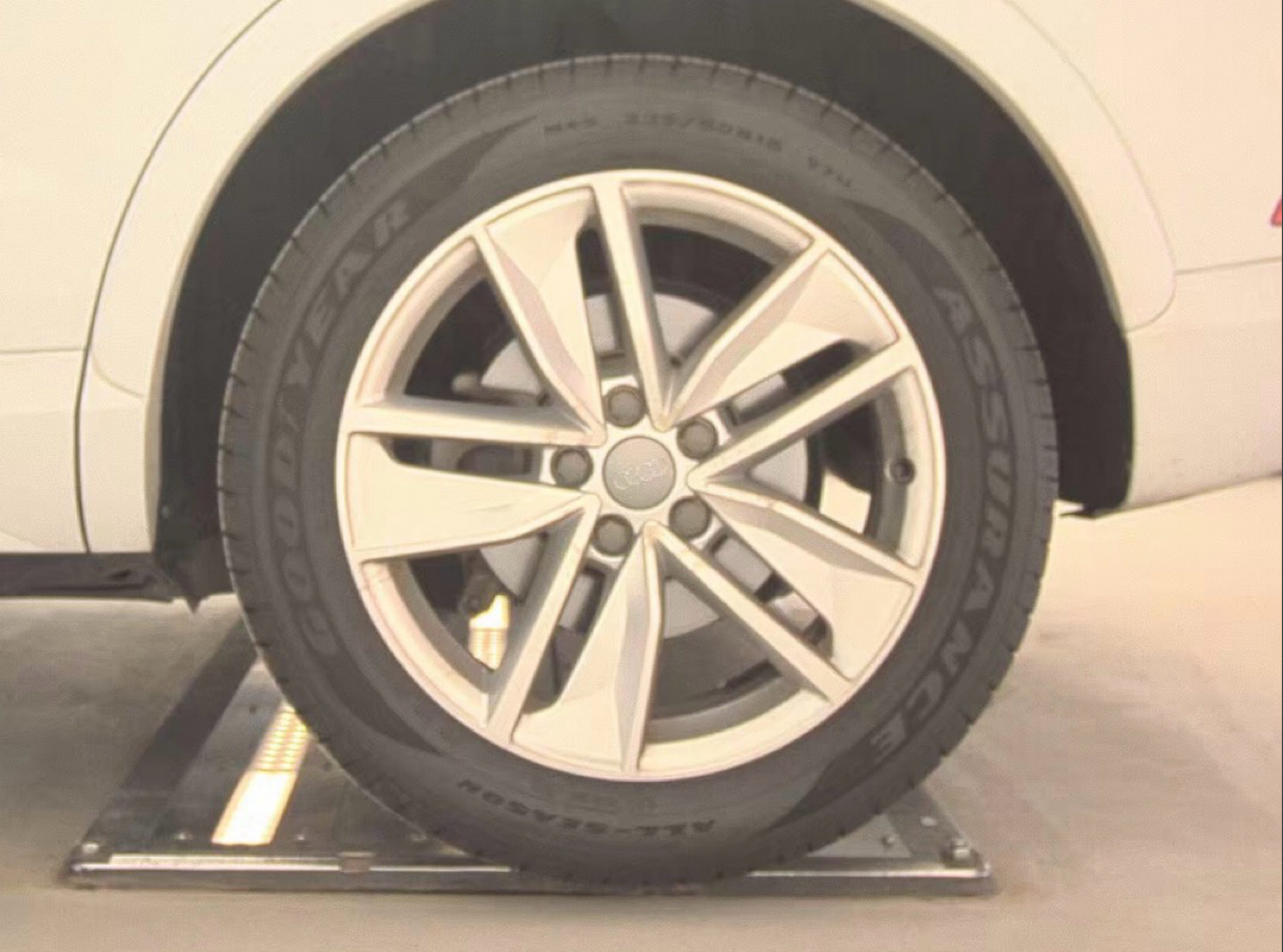 Audi Q3 2.0 TFSI Premium quattro AWD 2017