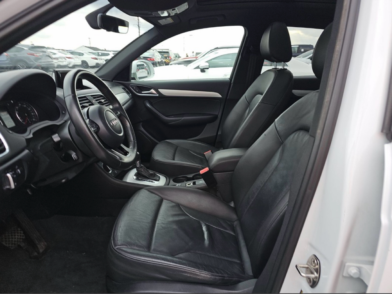 Audi Q3 2.0 TFSI Premium quattro AWD 2017