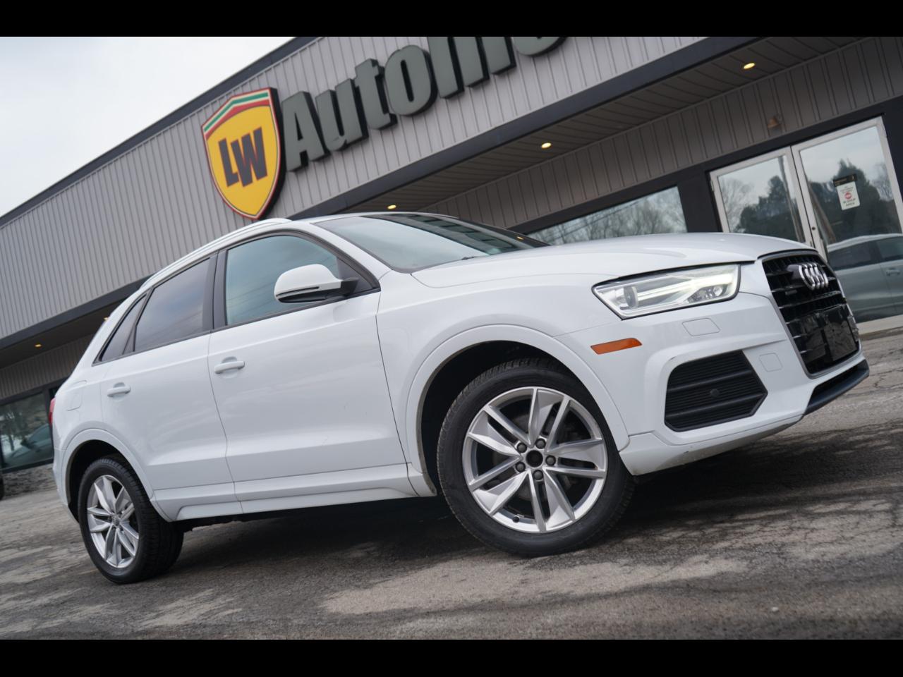 2017 Audi Q3 2.0 TFSI Premium quattro AWD