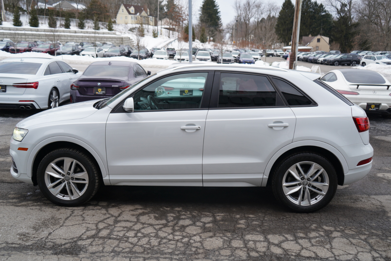 Audi Q3 2.0 TFSI Premium quattro AWD 2017