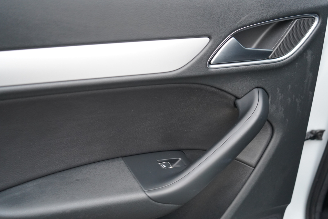 Audi Q3 2.0 TFSI Premium quattro AWD 2017