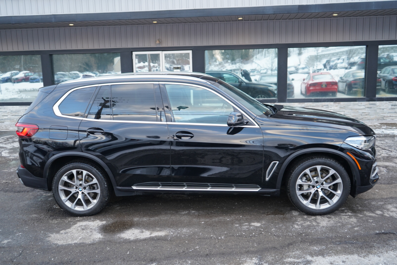 BMW X5 xDrive40i Sports Activity Vehicle 2023