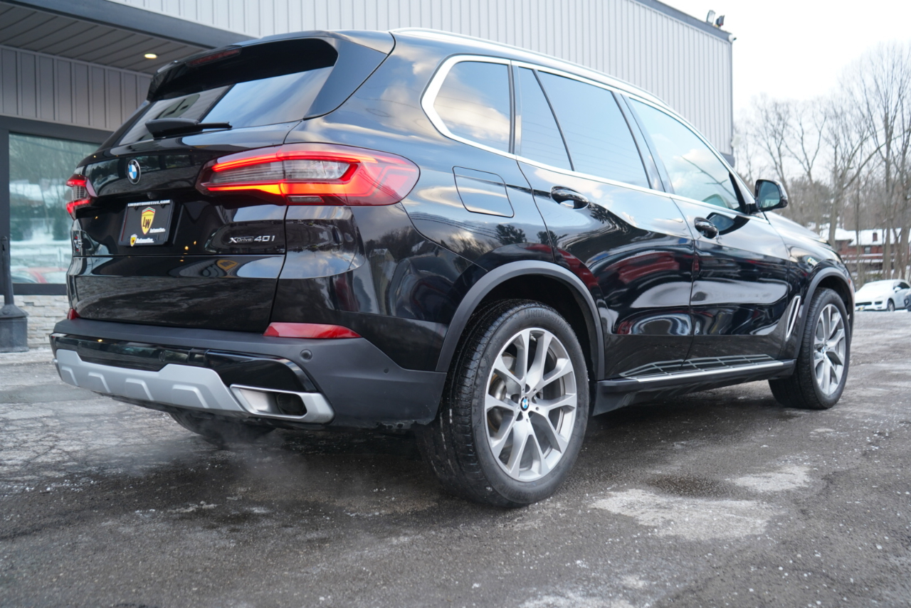 BMW X5 xDrive40i Sports Activity Vehicle 2023