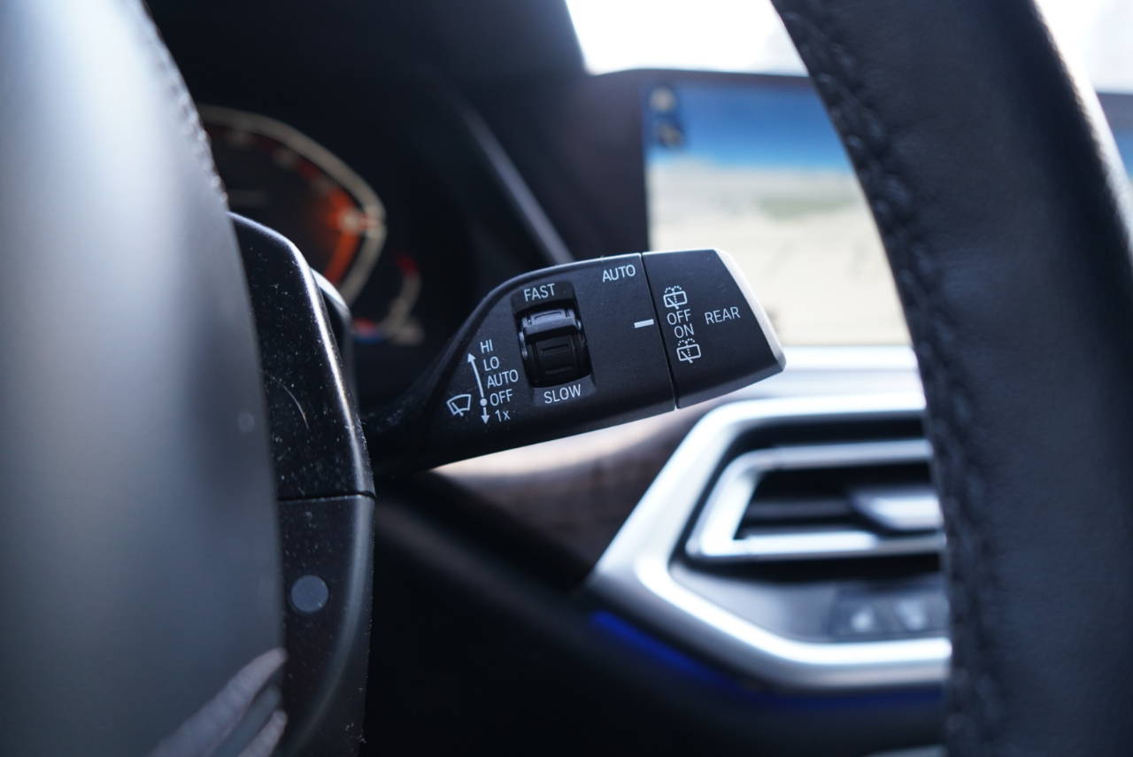 BMW X5 xDrive40i Sports Activity Vehicle 2023