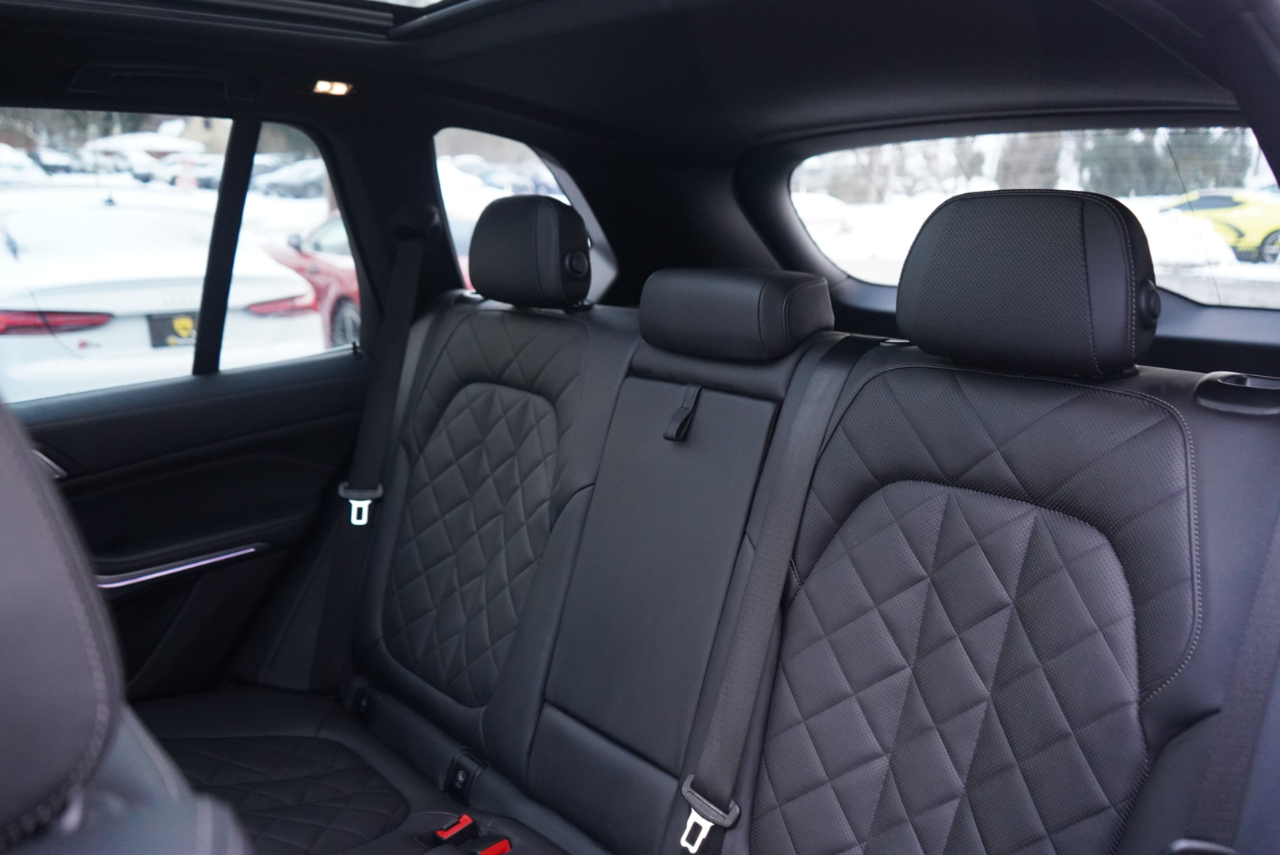 BMW X5 xDrive40i Sports Activity Vehicle 2023