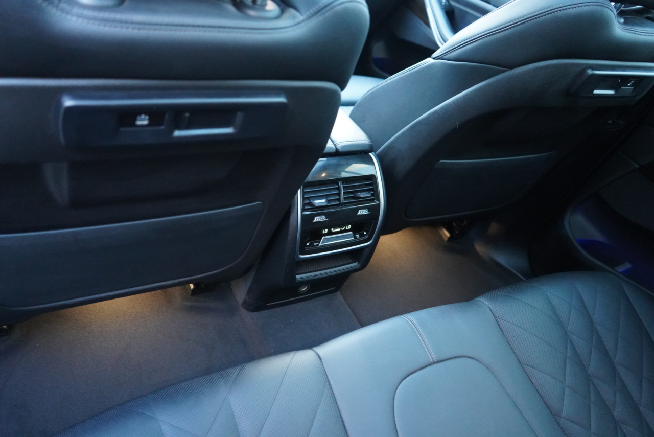 BMW X5 xDrive40i Sports Activity Vehicle 2023