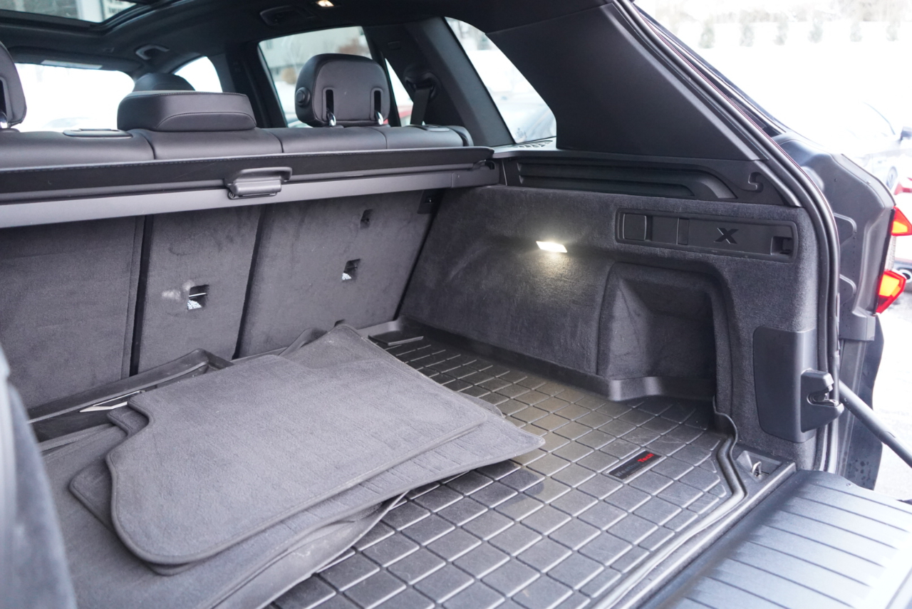 BMW X5 xDrive40i Sports Activity Vehicle 2023