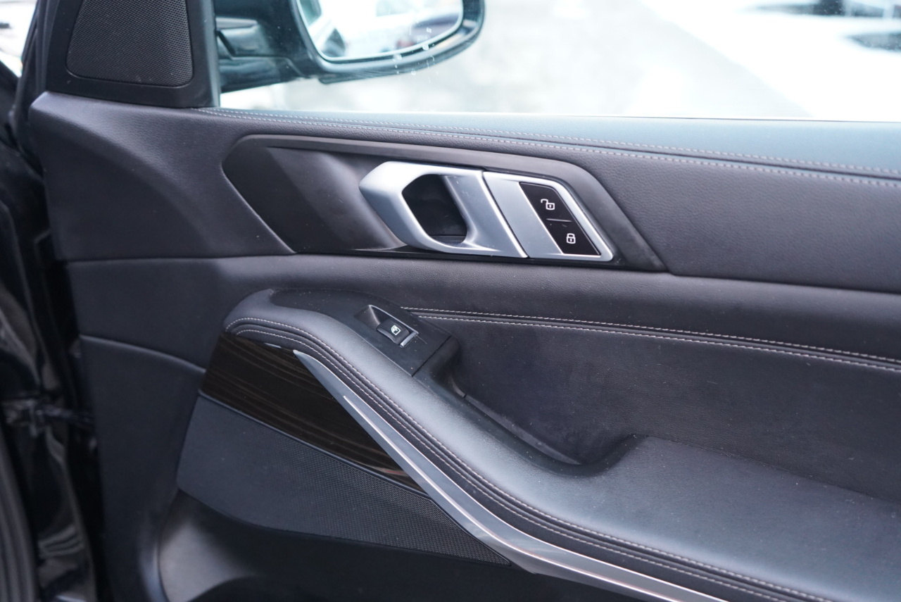 BMW X5 xDrive40i Sports Activity Vehicle 2023