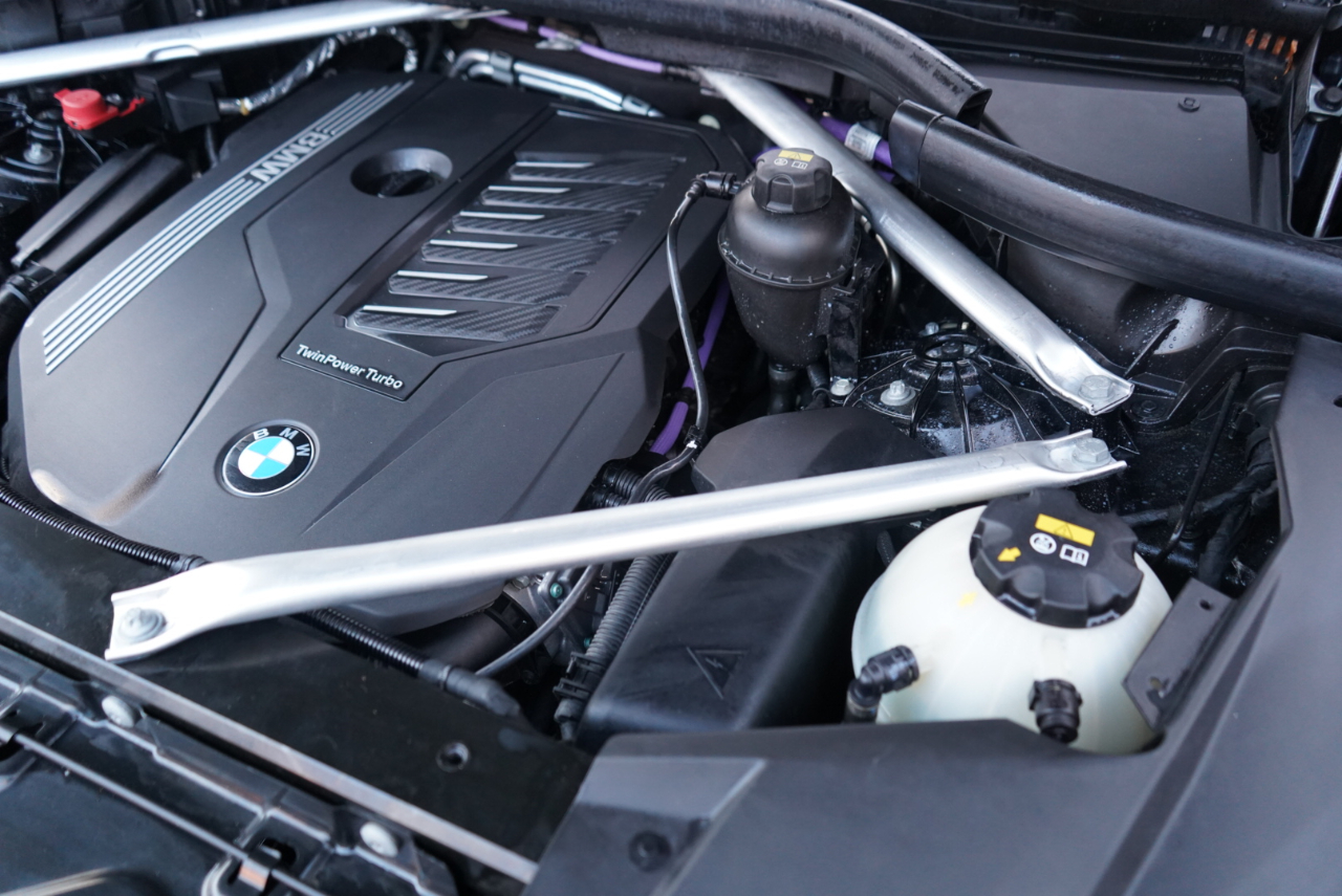 BMW X5 xDrive40i Sports Activity Vehicle 2023