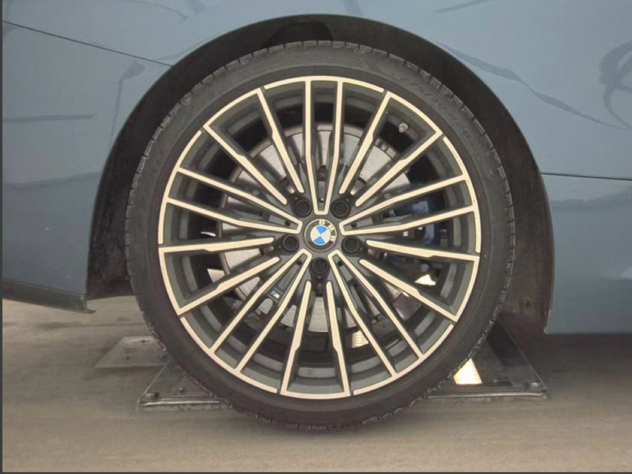 BMW 8 Series 840i xDrive Convertible 2022