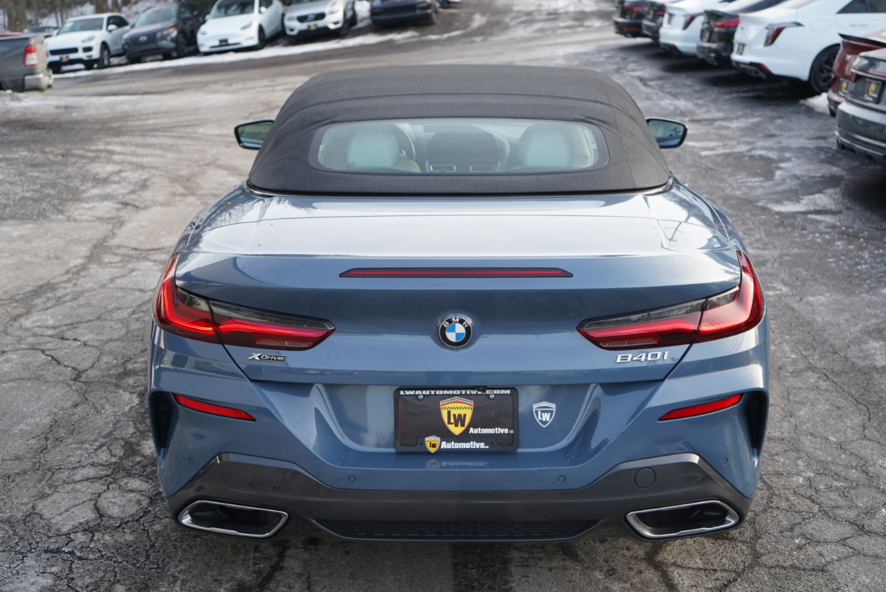 BMW 8 Series 840i xDrive Convertible 2022