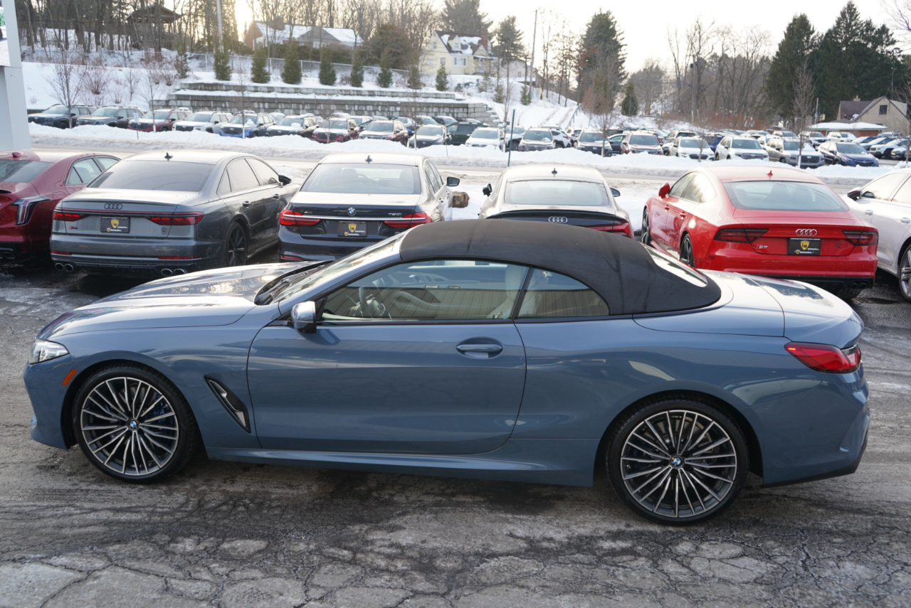 BMW 8 Series 840i xDrive Convertible 2022