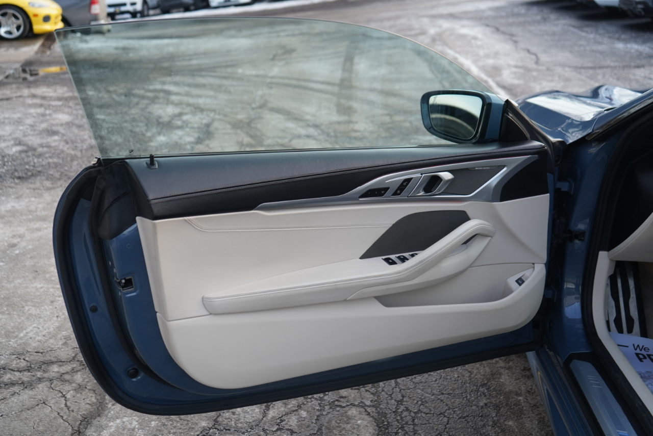 BMW 8 Series 840i xDrive Convertible 2022