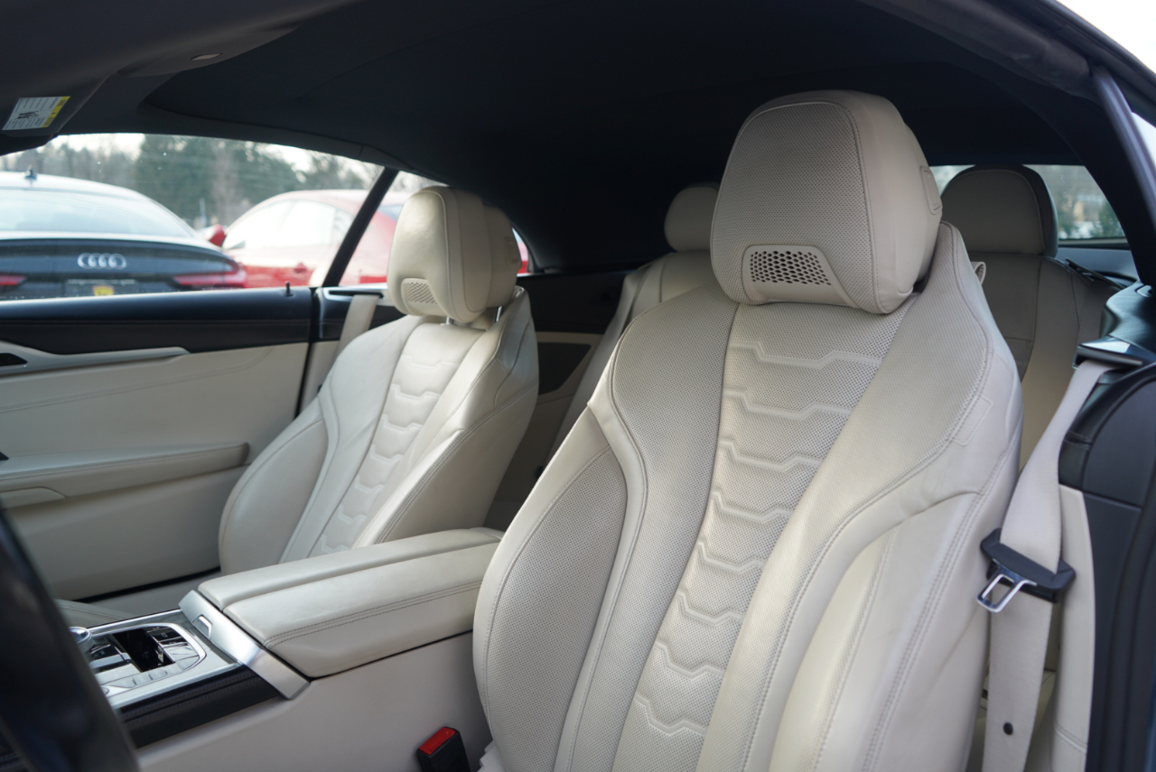 BMW 8 Series 840i xDrive Convertible 2022