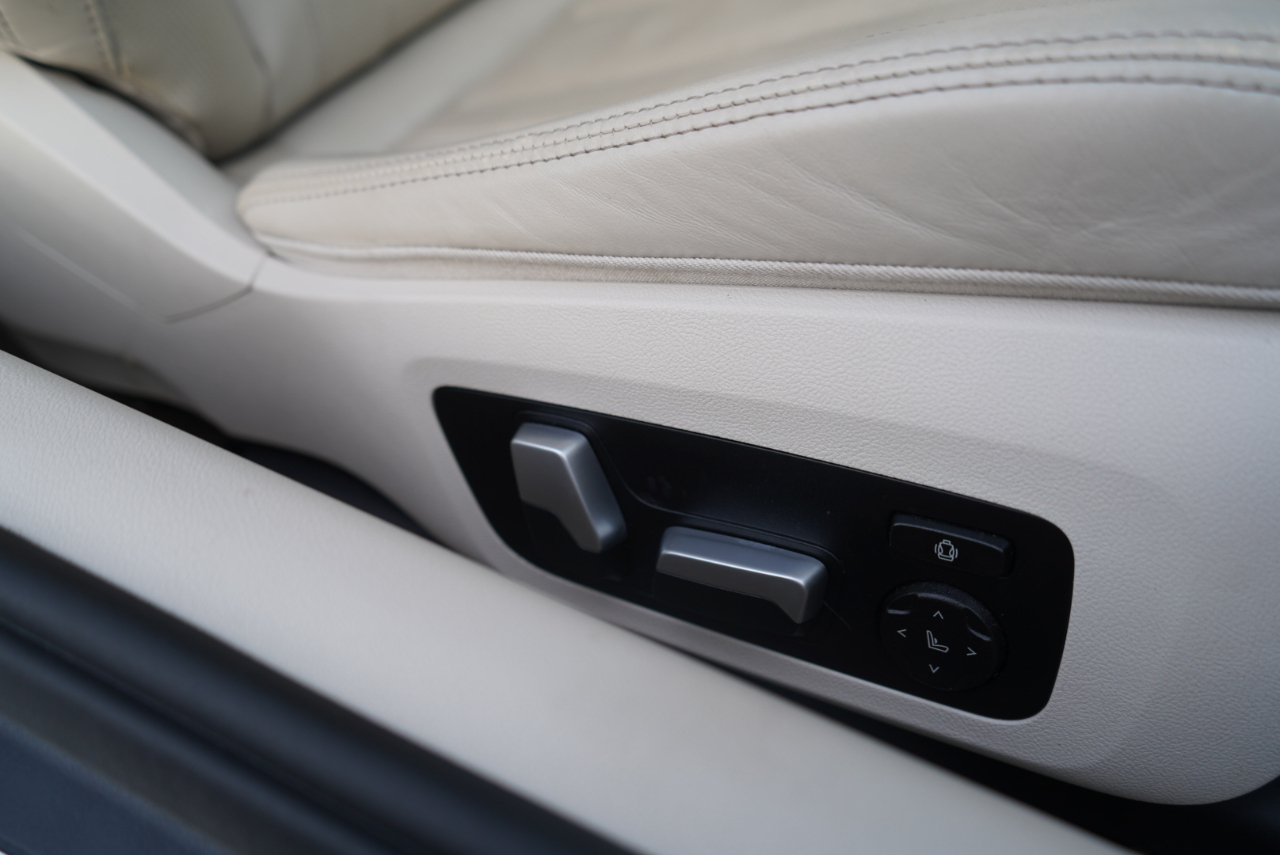 BMW 8 Series 840i xDrive Convertible 2022