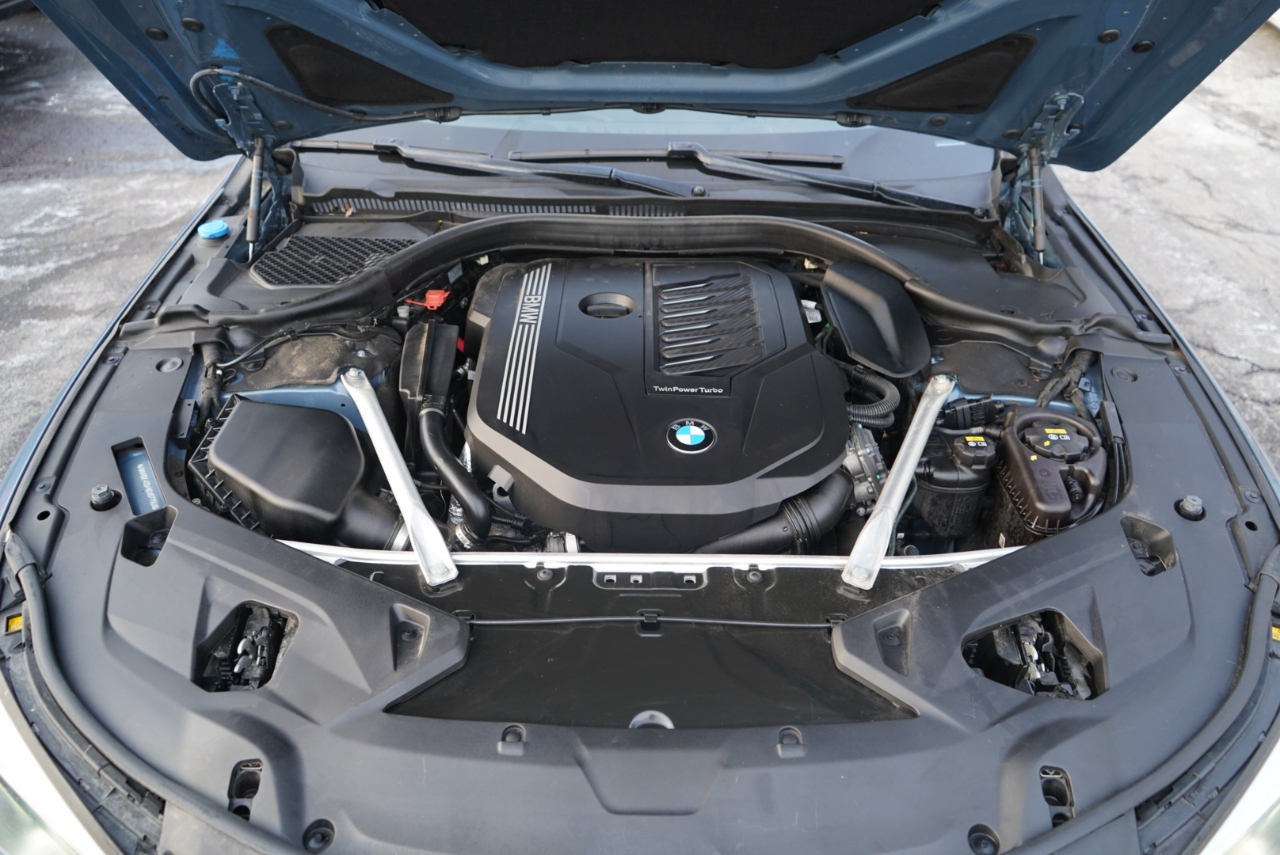 BMW 8 Series 840i xDrive Convertible 2022