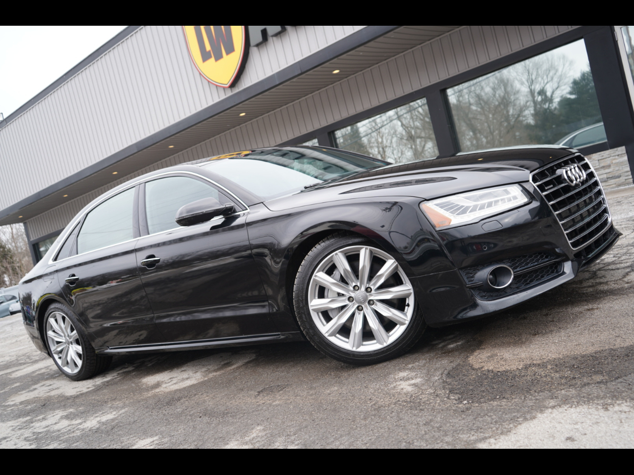 Audi A8 L 4dr Sdn 4.0T Sport 2016