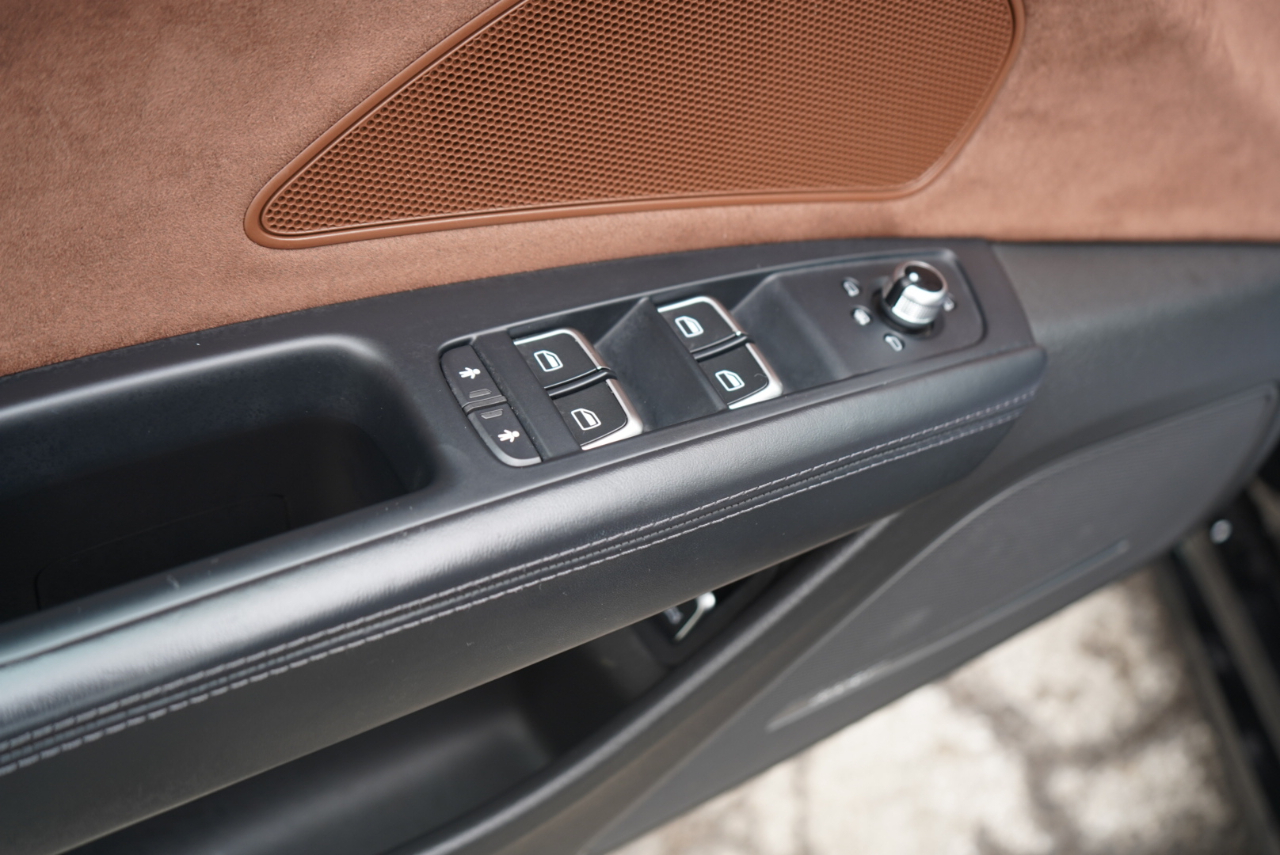 Audi A8 L 4dr Sdn 4.0T Sport 2016