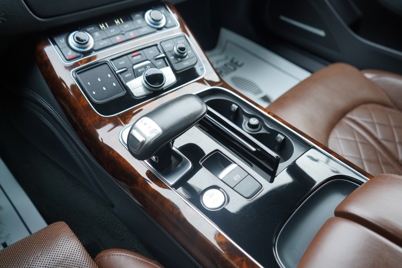 Audi A8 L 4dr Sdn 4.0T Sport 2016