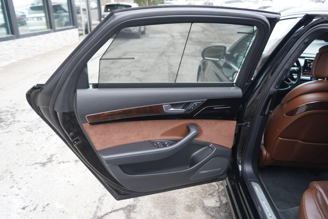 Audi A8 L 4dr Sdn 4.0T Sport 2016